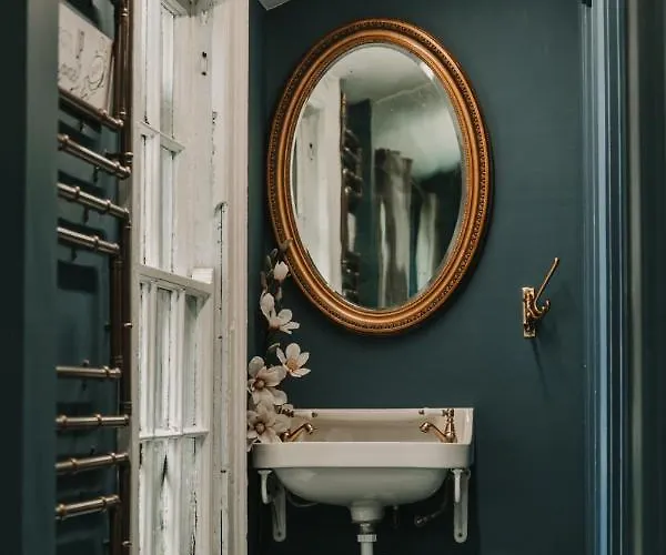 旅馆 Spoon And The Stars